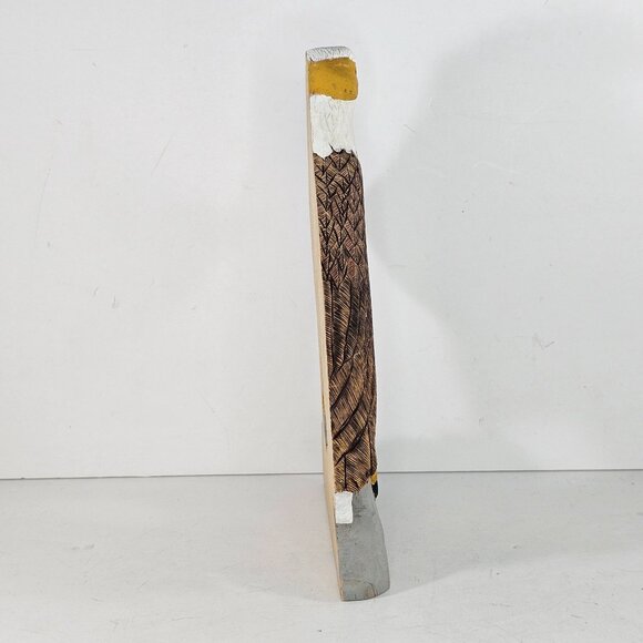 Handcrafted Wooden Bald Eagle Sculpture Figurine Flat Back Hand Painted Folk Art - Picture 5 of 8